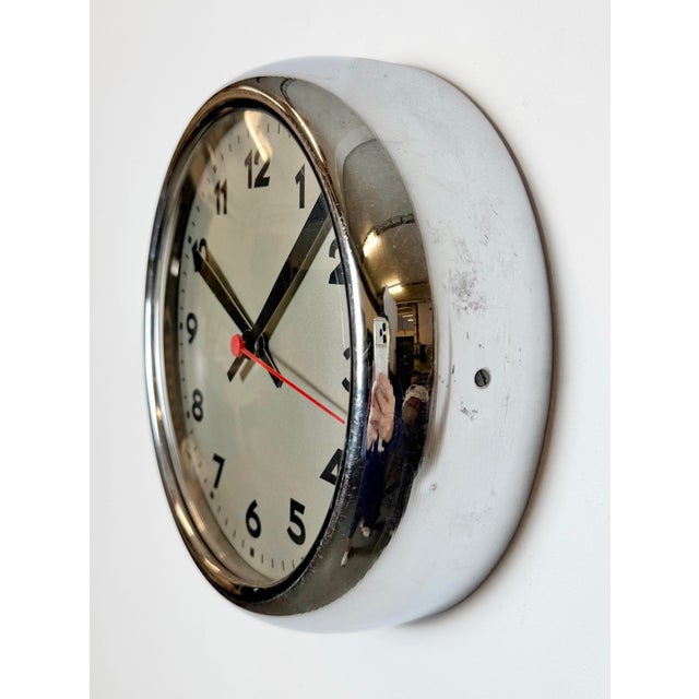 Mid-Century Modern Vintage Wall Clock from Pragur, 1940s For Sale - Image 3 of 18