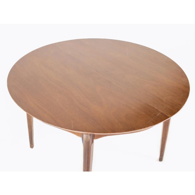 Mid 20th Century Drexel Dateline Mid Century Walnut Dining Table For Sale - Image 5 of 8