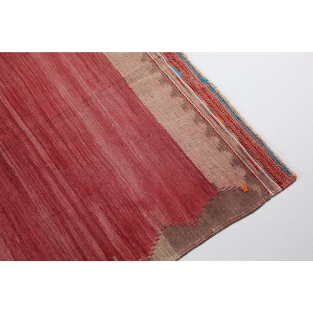 Camel 1940s Vintage Handmade Flatweave Floor Kilim Rug For Sale - Image 8 of 12