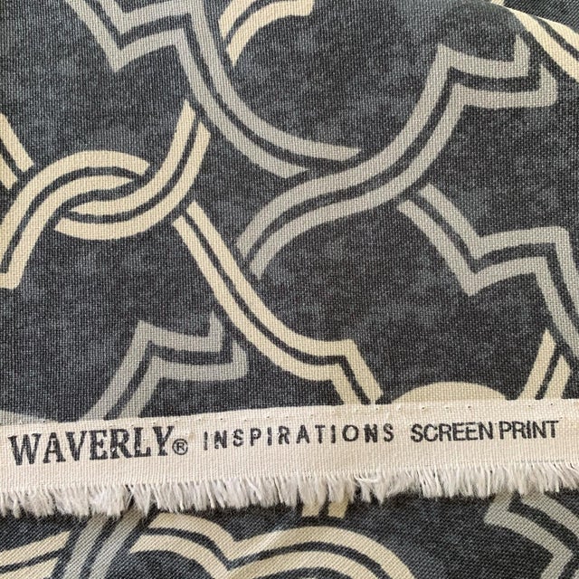 P Kaufmann Waverly Gray & Ivory Fretwork Geometric Lattice Trellis Fabric Sample For Sale - Image 4 of 7