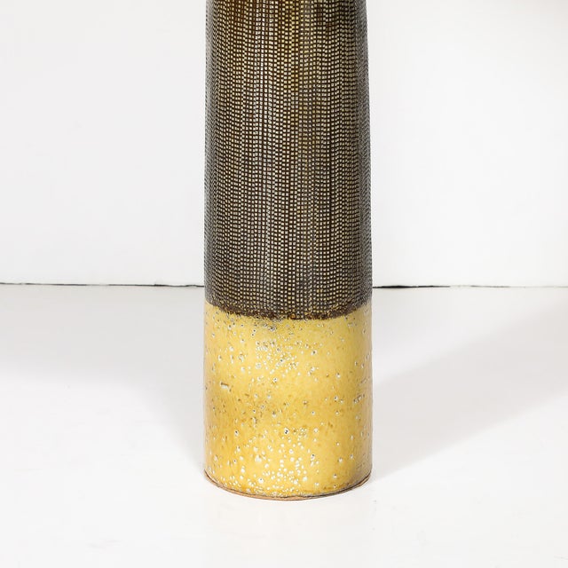 Mid-Century Modernist Ceramic Table Lamp W/Smoked Gold Glaze & Umber Detailing For Sale In New York - Image 6 of 12