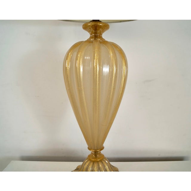 Barovier & Toso 1960’s Hollywood Regency Barovier & Toso Murano Glass Table Lamp For Sale - Image 4 of 12