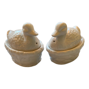 Vintage White Majolica Duck on a Basket Salt & Pepper Sets 2 Pairs