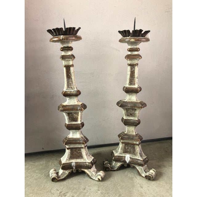 Pair of 18th Century Carved Wood Pricket Candlesticks With Original Silver Leaf For Sale In Los Angeles - Image 6 of 6