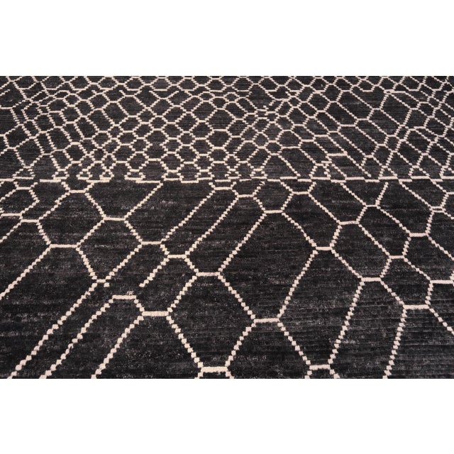 Large Tribal Moroccan Beni Ourain Modern Rug For Sale - Image 10 of 10