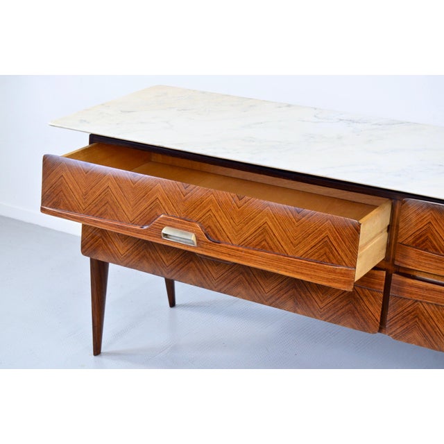 1960s Italian Carrara Marble and Brass Sideboard, 1960s For Sale - Image 5 of 15