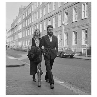 Paul and Linda McCartney' Unframed Archival Pigment Print For Sale