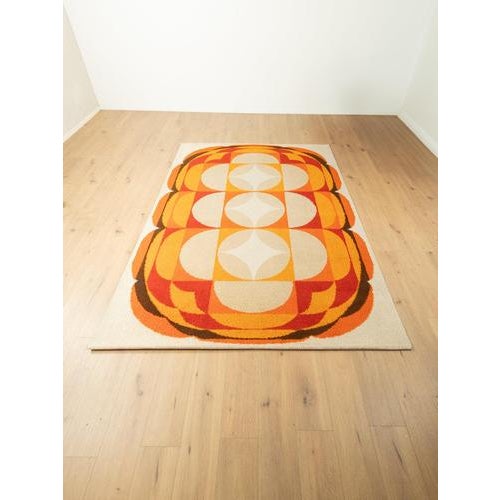1970s Space Age rug, 130 x 175 Pattern "Verner Panton Era" High-quality machine-made rug Age 40-50 years 100% virgin wool...