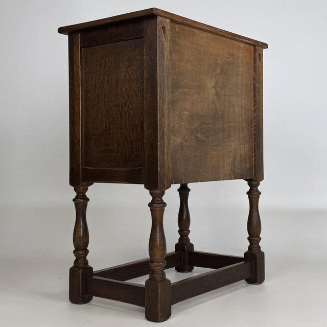 2000 - 2009 Small Antique English Oak Cabinet, 1900s For Sale - Image 5 of 11