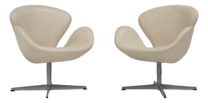 Leather Swan Chairs by Arne Jacobsen for Fritz Hansen, 2006, Set of 2