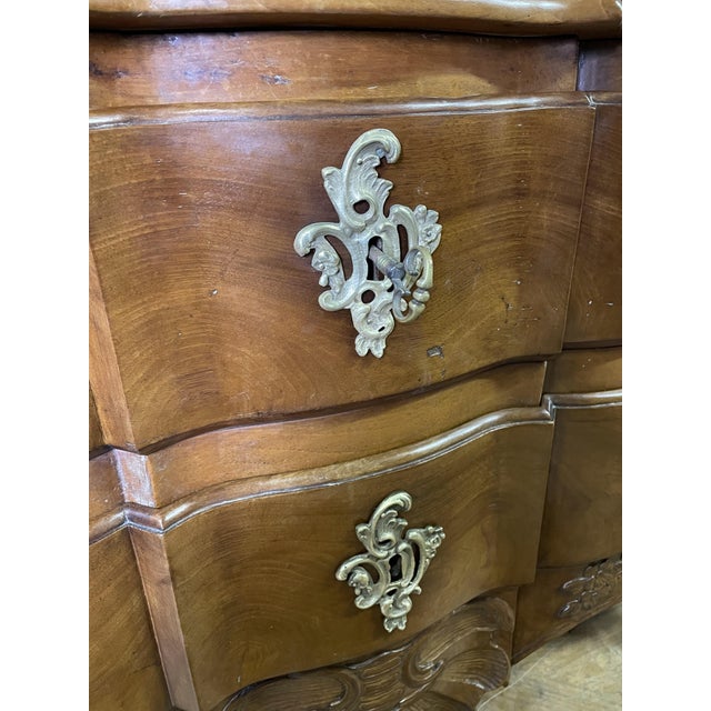 Tan Louis XV Chest of Drawers in Walnut For Sale - Image 8 of 12