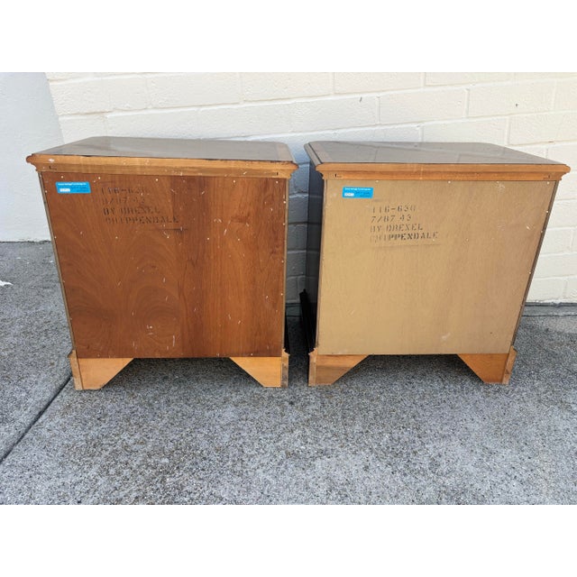 Brown Pair of Drexel Heritage Heirloom Collection Chippendale-Style Nightstands Featuring Mahogany Wood and Brass Hardware For Sale - Image 8 of 9