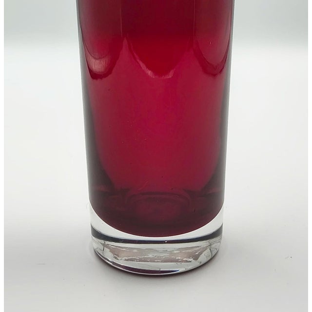 Metal Mid-Century Modern Italian Ruby Red Glass and Chrome Cocktail Shaker, Circa 1960s For Sale - Image 7 of 7