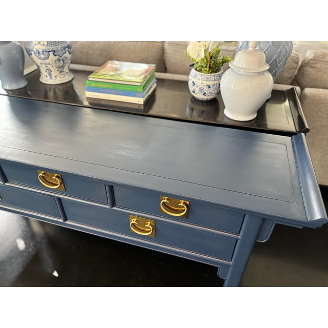 Late 20th Century Coastal Blue Chinoiserie Chic Pagoda Style Credenza by Century For Sale - Image 11 of 12