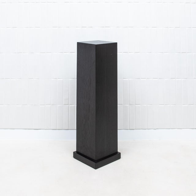 Pair of Modern Classic Columns in Black Oak by R&y Augousti For Sale In Los Angeles - Image 6 of 10