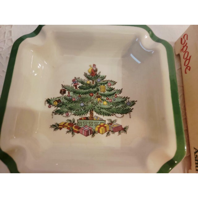 Ceramic Vintage Spode Christmas Tree Ashtray/Catchall/Trinket Dish Made in England Fine Bone China Holiday Tableware, New-Old Stock in Original Box For Sale - Image 7 of 10