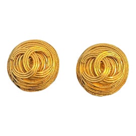Example of Chanel Earrings