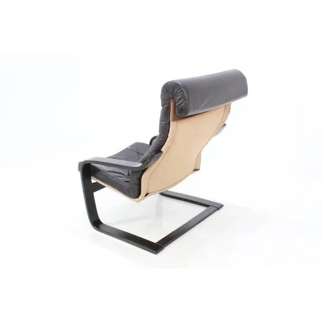 Mid-Century Modern Finnish Leather Armchair, 1972 For Sale - Image 3 of 8