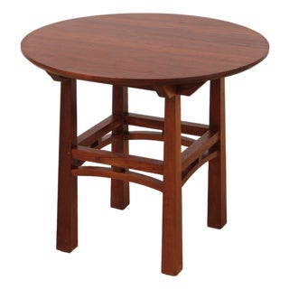 Thomas Moser Cherry Round Lamp Table For Sale