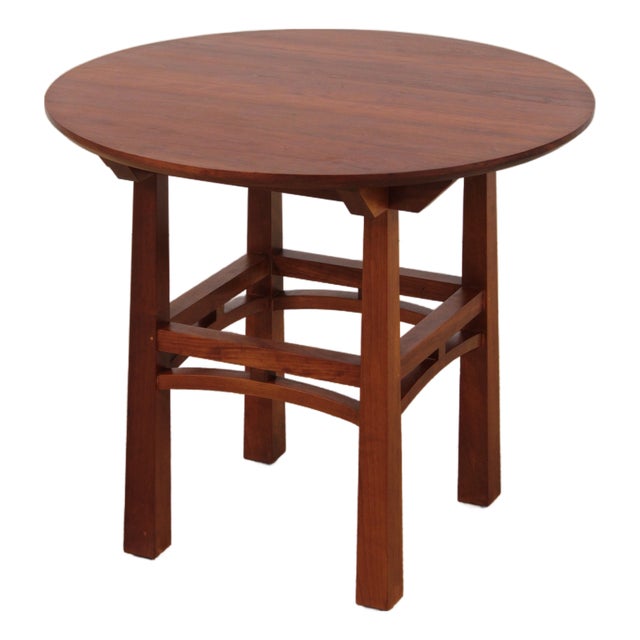 Thomas Moser Cherry Round Lamp Table For Sale
