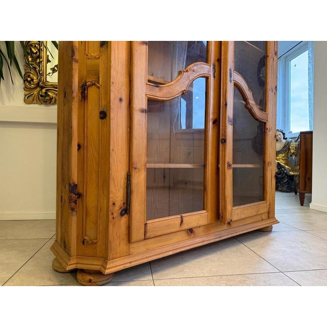 Swiss Pine Display Cabinet, 1960s For Sale - Image 11 of 14