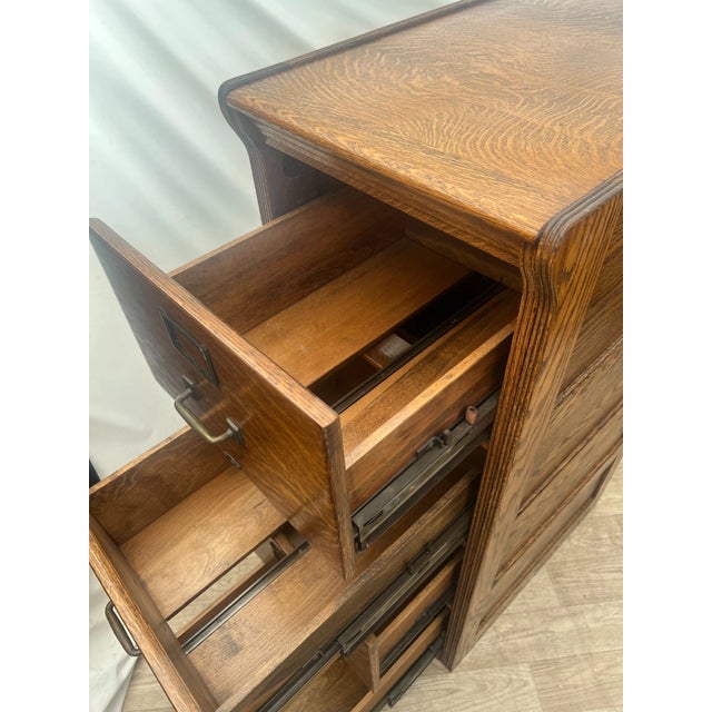 Brown Antique Yawman and Erbe Tiger Oak Vertical File Cabinet Arts and Crafts C1910 For Sale - Image 8 of 12