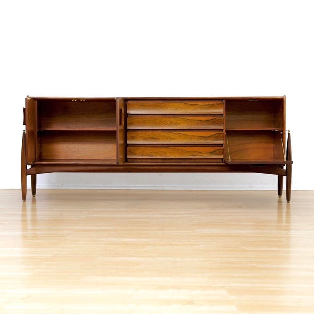 Mid-Century Modern Mid Century Rosewood Credenza by Elliots of Newbury For Sale - Image 3 of 10