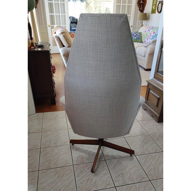 1960s Attributed to Adrian Pearsall Swivel High Back Lounge Chair For Sale In Baltimore - Image 6 of 11