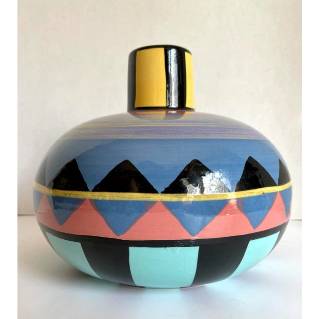 Postmodern Memphis Vohann of California Hand-Painted Vase For Sale In Los Angeles - Image 6 of 11
