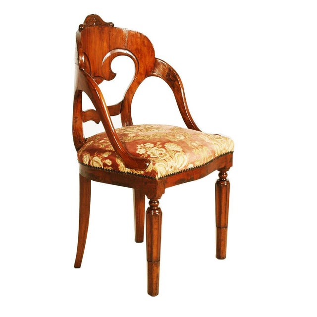 Louis XVI Bergere Armchairs in Carved Walnut by Testolini Freres for Testolini & Salviati, 1890s, Set of 3 For Sale - Image 3 of 10