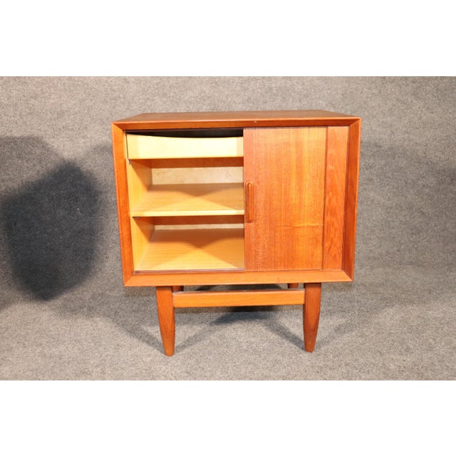 Falster Møbelfabrik Mid 20th Century Danish Modern Nightstands by Falster - 2 Pieces For Sale - Image 4 of 10