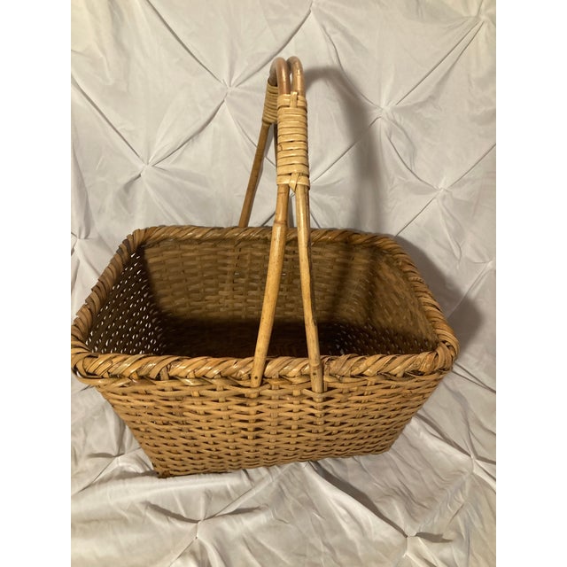 Vintage American Made Basket. Handwoven Large Natural Market Basket With a Classic Rectangular Shape and Arched Handles. Rustic and Elegant For Sale - Image 6 of 11