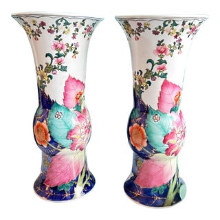 Late 20th Century Chinoiserie Tobacco Leaf Porcelain Trumpet Vases – a Pair For Sale