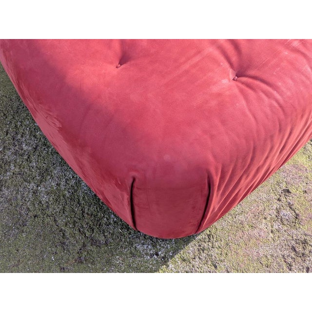 Cashmere Rubies Leather Two-Seater Mademoiselle Sofa by Matteo Thun and Antonio Rodriguez for Baxter, 1960s For Sale - Image 10 of 18