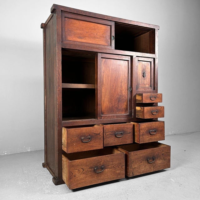 Contemporary Taishō Era Tansu Storage Chest, Japan, 1920s For Sale - Image 3 of 15