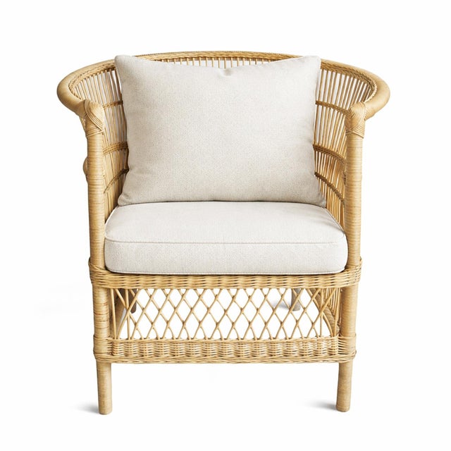 Vintage Raw Wicker Horseshoe Chair For Sale - Image 4 of 9