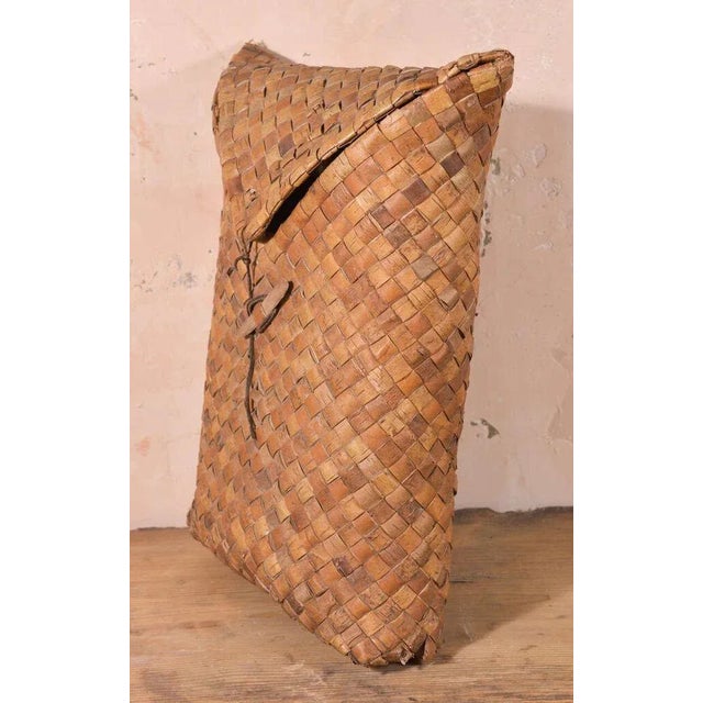 1900 - 1909 Swedish Fruit Basket For Sale - Image 5 of 7