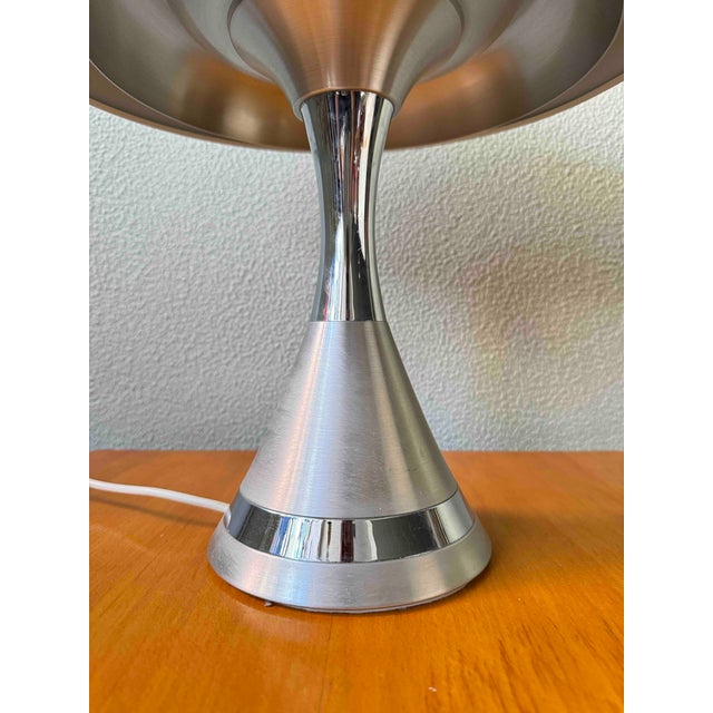 Mushroom Table Lamp in Aluminum and Chrome by Luigi Massoni for Guzzini, Italy, 1970s For Sale - Image 14 of 18