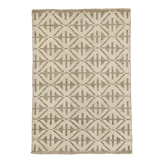 High and Low Texture Area Rug - 04'03 X 06'01 For Sale