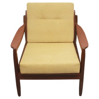 Armchair in Light Yellow Fabric, 1965 For Sale