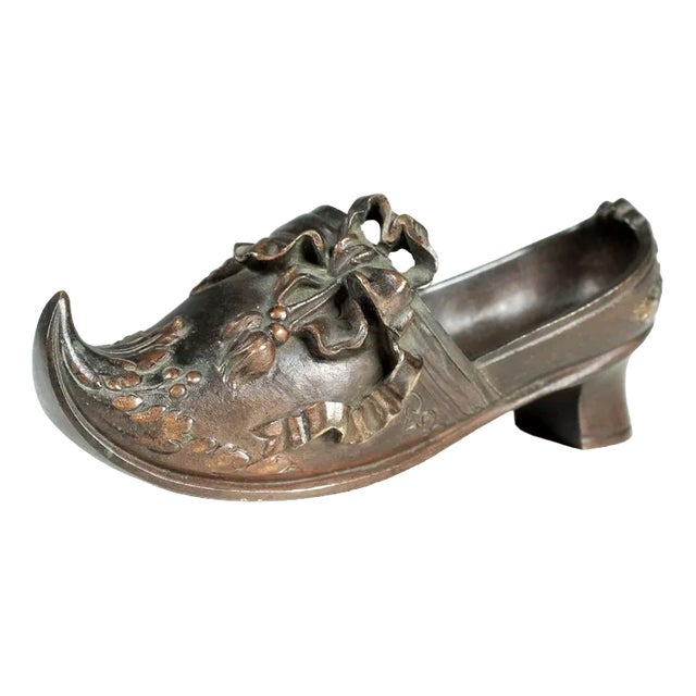 Antique Bronze Shoe-Shaped Jewelry Tray, France, Late 19th Century For Sale