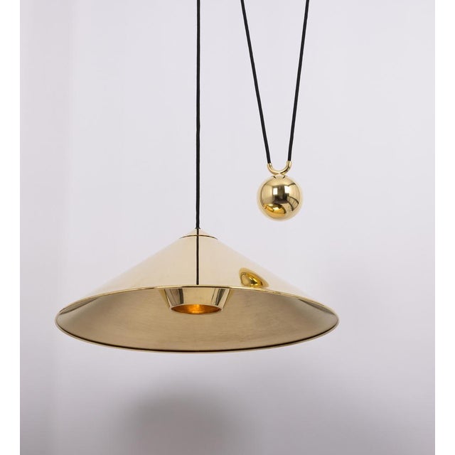 Gold Keos Adjustable Counterweight Pendant Lamp in Brass attributed to Florian Schulz, Germany, 1970s For Sale - Image 8 of 10