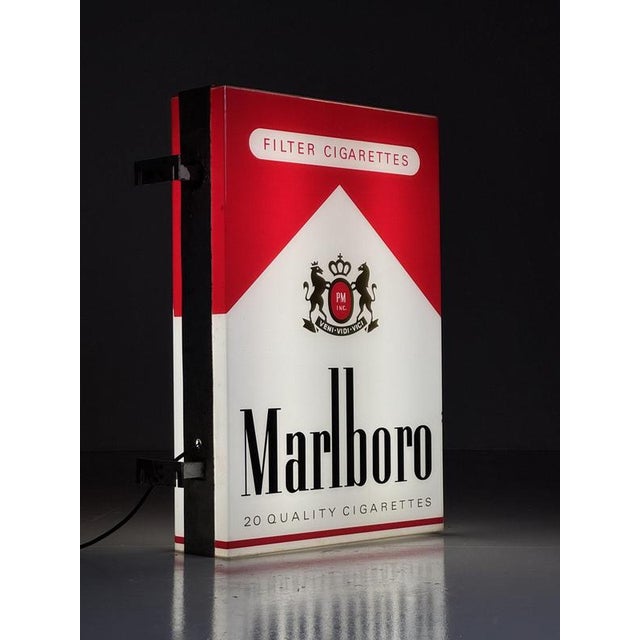 Marlboro Light Box, 1980-1990 For Sale - Image 13 of 18