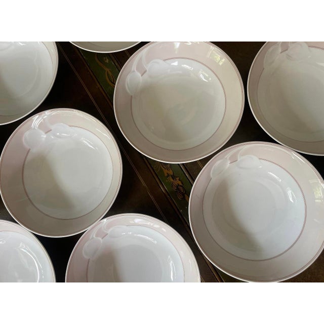 1950s 1950s Chloe Paris Fleuron Pink 6 1/8” Bowls Hutschenreuther - Set of Eleven (11) For Sale - Image 5 of 9