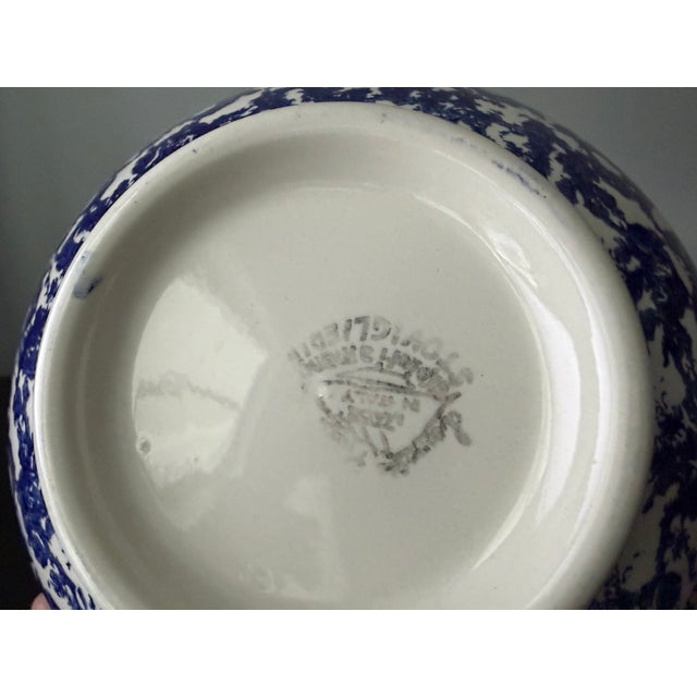 Blue Vintage Italian Stoviglierie Hand-Painted Blue & White Spongeware Ceramic Serving Bowl For Sale - Image 8 of 9