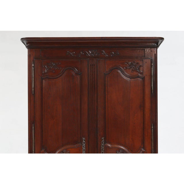 Large French Louis XVI Carved Bridal Wardrobe, 1850s For Sale - Image 4 of 18