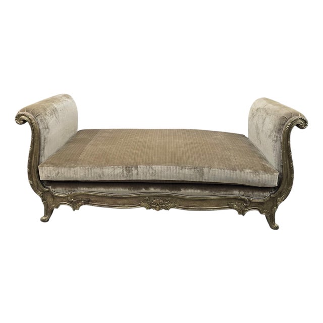 Vintage Marge Carson French Louis XV Style Daybed Newly Reupholstered, Attrbiuted For Sale