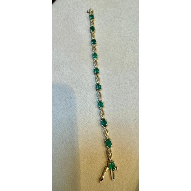 5.5 Ct Natural Emerald & Diamond Cocktail Tennis Bracelet 14 Karat Yellow Gold For Sale - Image 18 of 18
