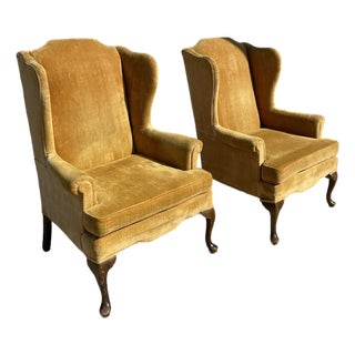 Pair of Vintage Queen Anne Style Wingback Chairs For Sale