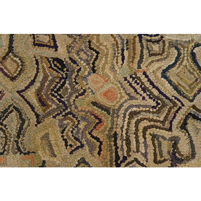 Abstract 1930s Ivory Abstract Modern Antique Hand Knotted Pile American Hooked Rug 3'0" X 6'2" Wool Carpet For Sale - Image 3 of 5